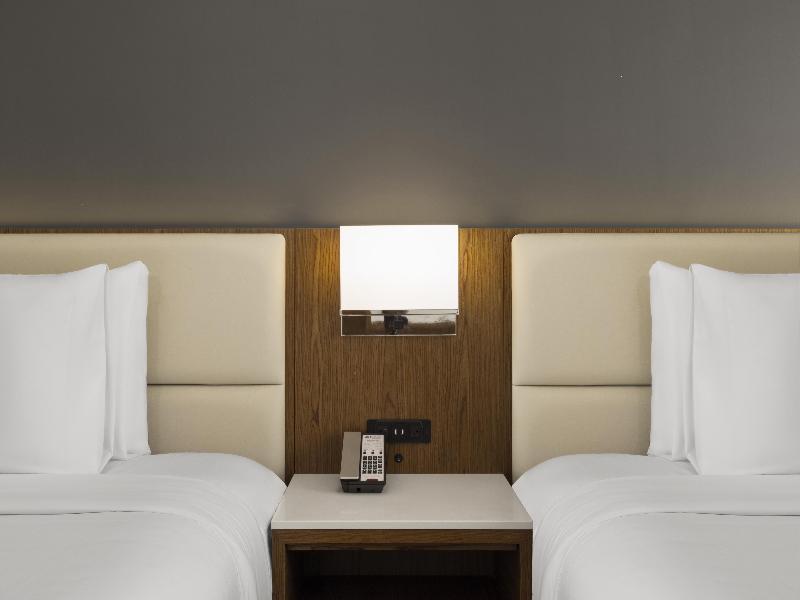 Best Western Premier Empire State Hotel - Oda