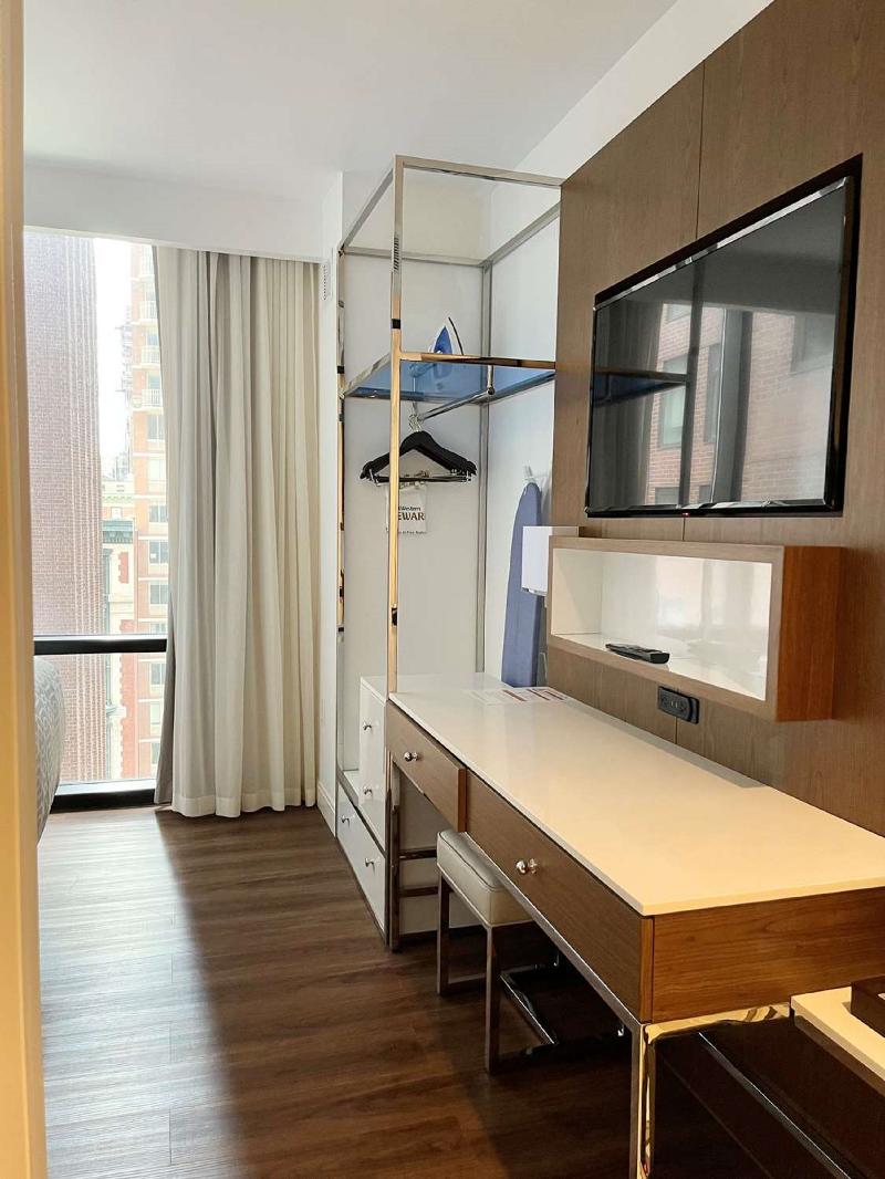 Best Western Premier Empire State Hotel - Oda
