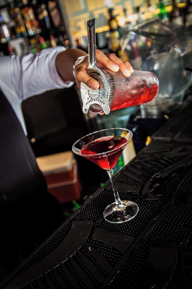 Radisson Blu Deira Creek - Bar