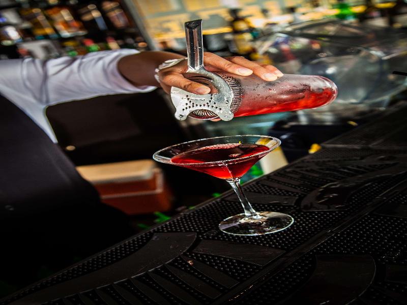 Radisson Blu Deira Creek - Bar