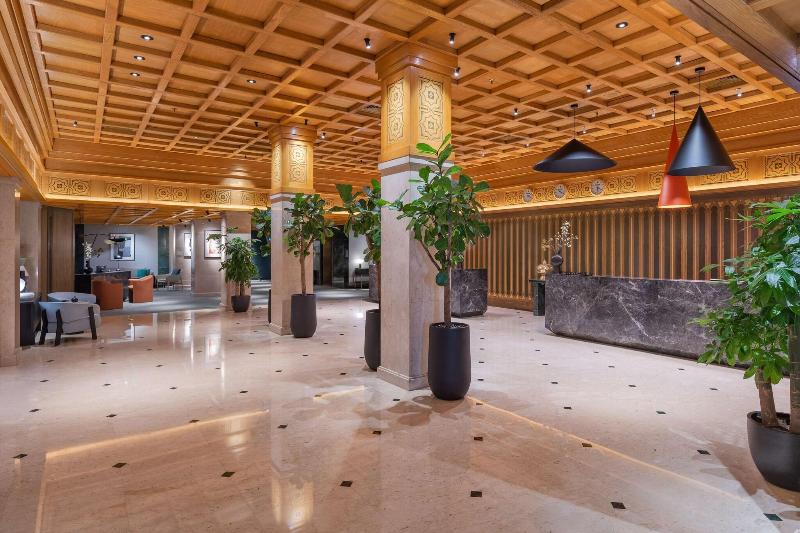 Radisson Blu Deira Creek - Lobi