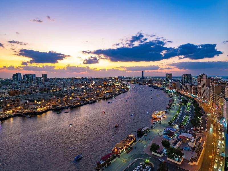 Radisson Blu Deira Creek - Genel