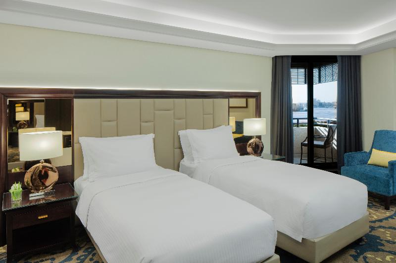 Radisson Blu Deira Creek - Oda