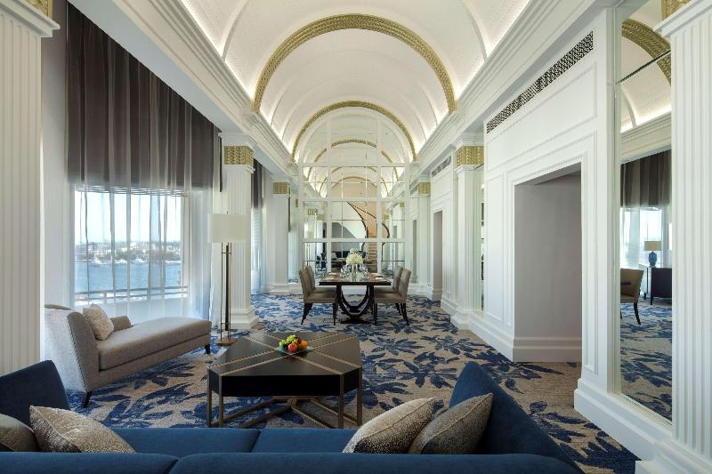 Radisson Blu Deira Creek - Oda