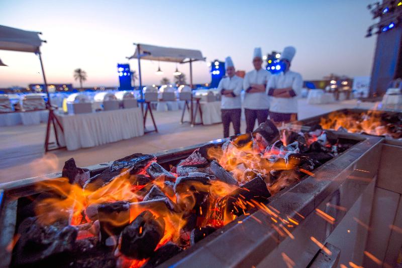 Radisson Blu Deira Creek - Restoran