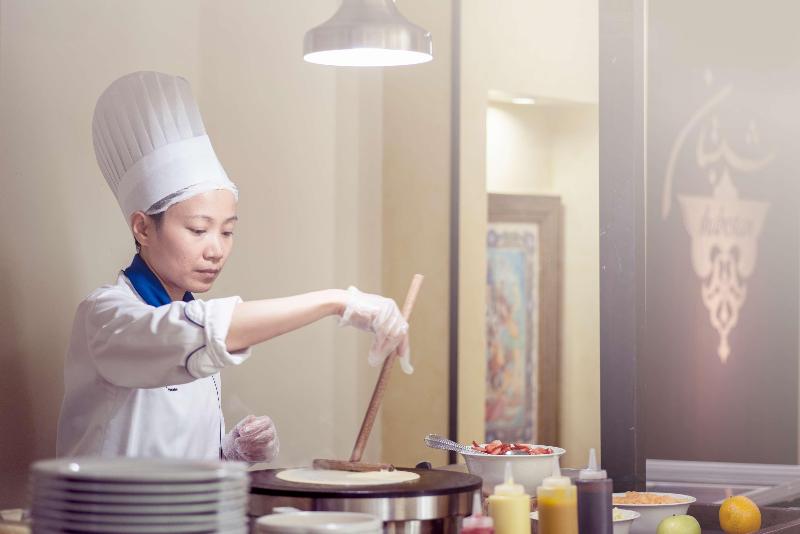 Radisson Blu Deira Creek - Restoran