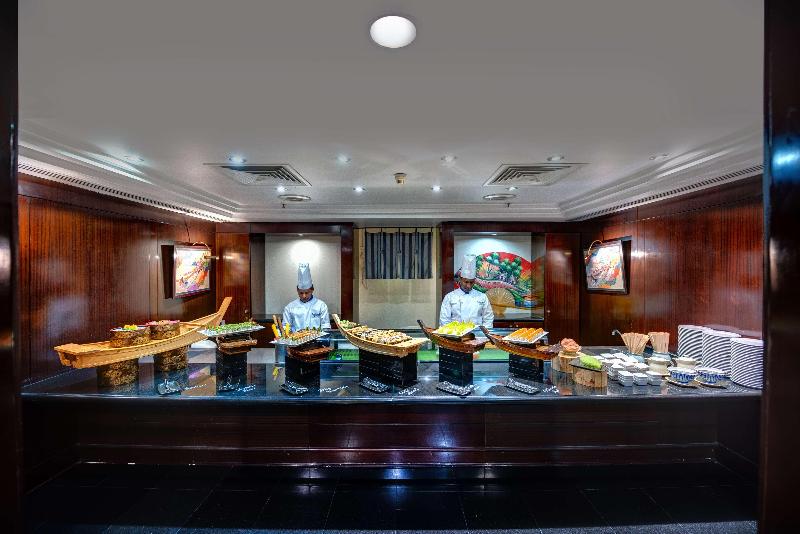 Radisson Blu Deira Creek - Restoran