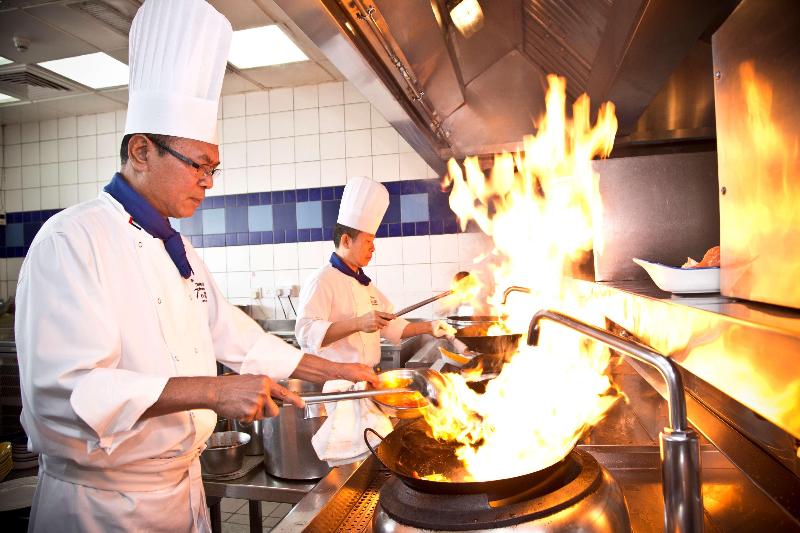 Radisson Blu Deira Creek - Restoran