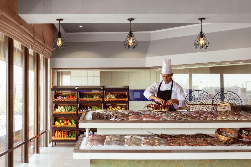 Radisson Blu Deira Creek - Restoran