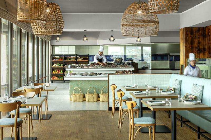 Radisson Blu Deira Creek - Restoran