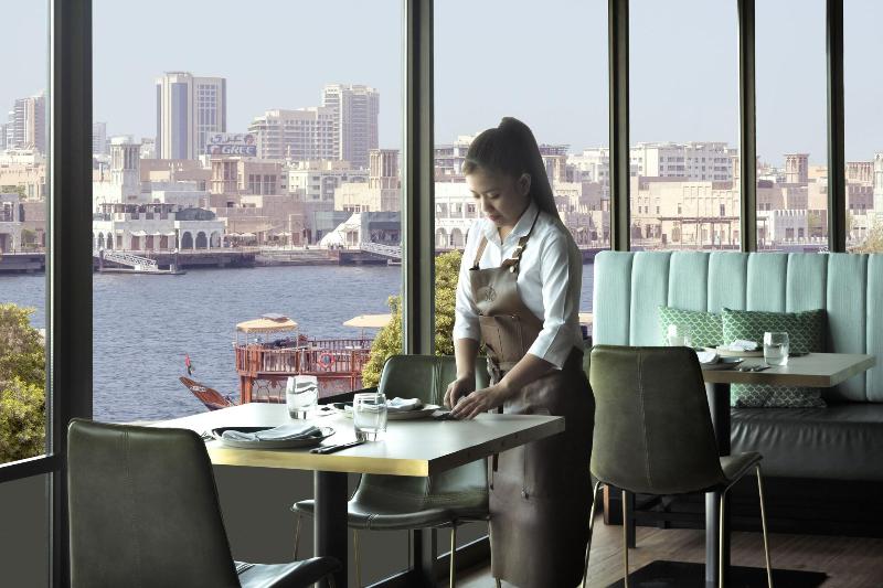 Radisson Blu Deira Creek - Restoran
