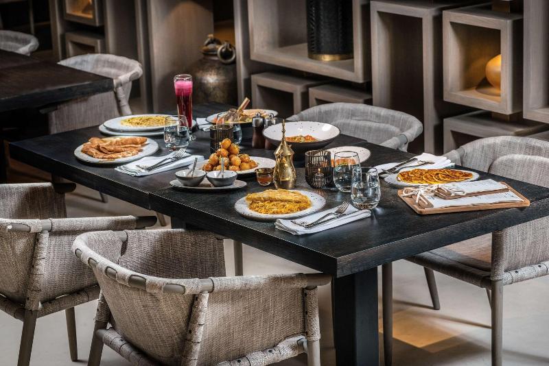 Radisson Blu Deira Creek - Restoran