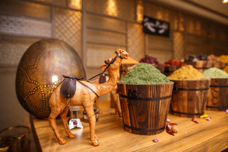 Radisson Blu Deira Creek - Restoran