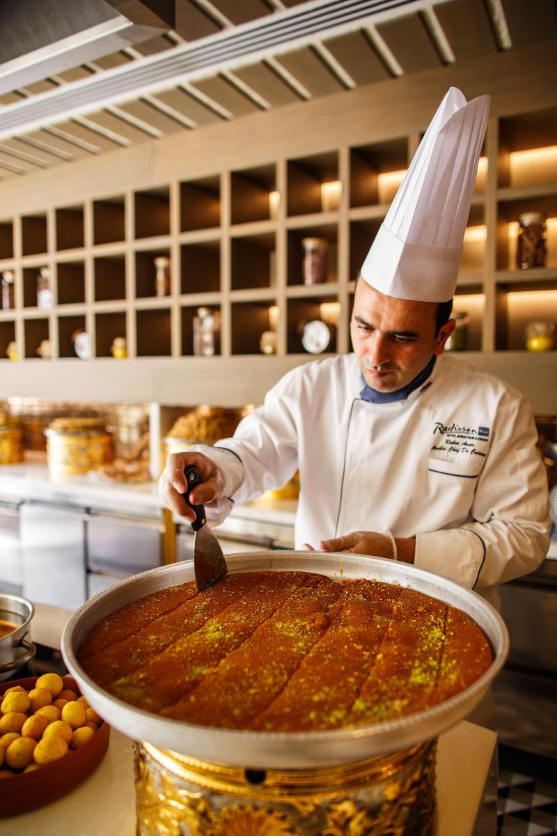 Radisson Blu Deira Creek - Restoran