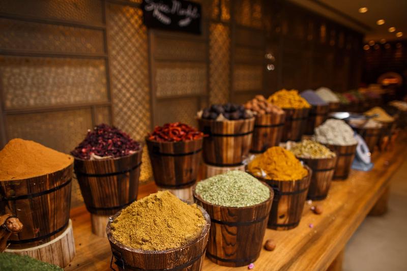 Radisson Blu Deira Creek - Restoran