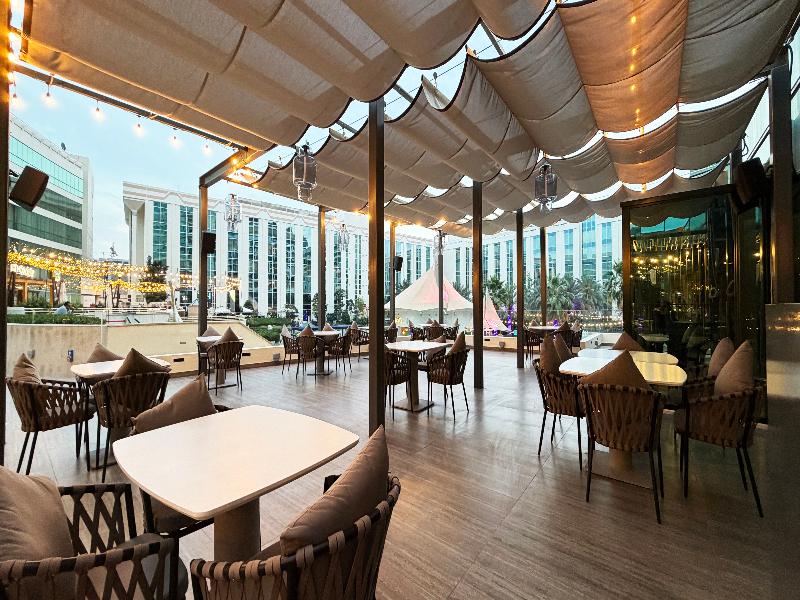 Millennium Airport Hotel Dubai - Restoran