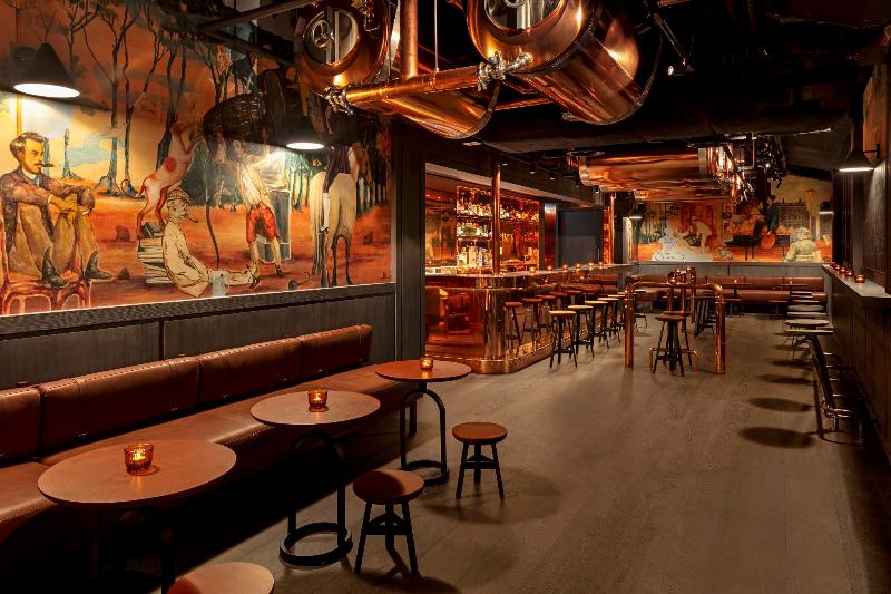 The Londoner - Bar
