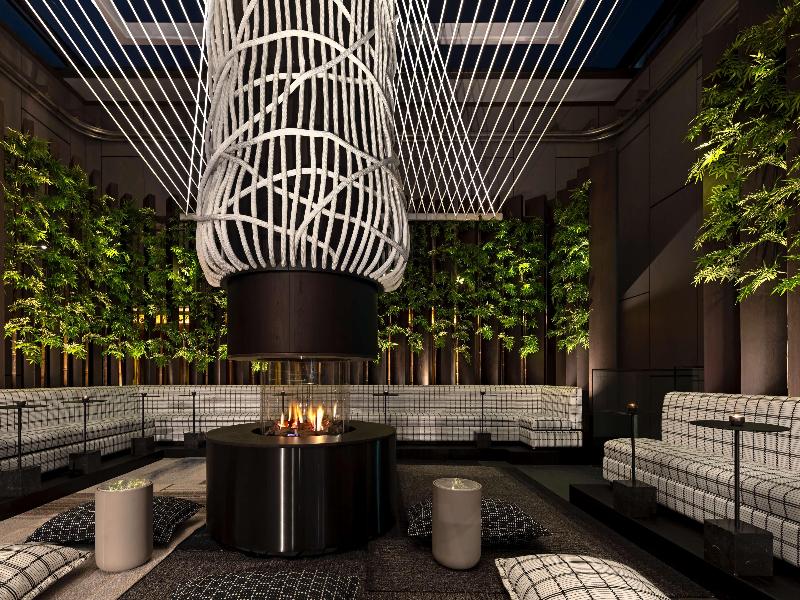 The Londoner - Bar