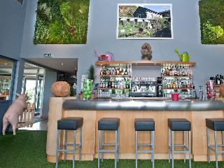 Logis Hotel Les Portes D'Apcher