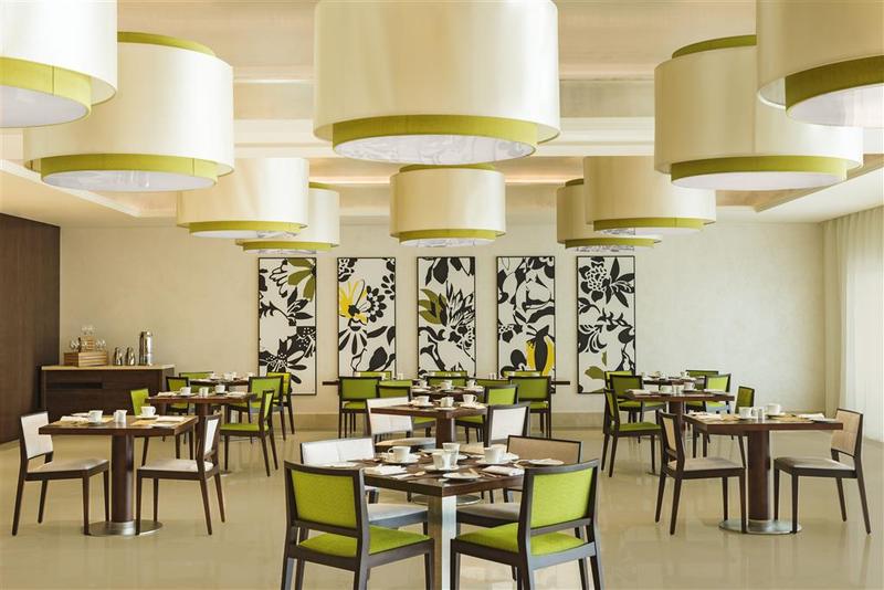 Sheraton Dubai Creek Hotel and Towers - Genel