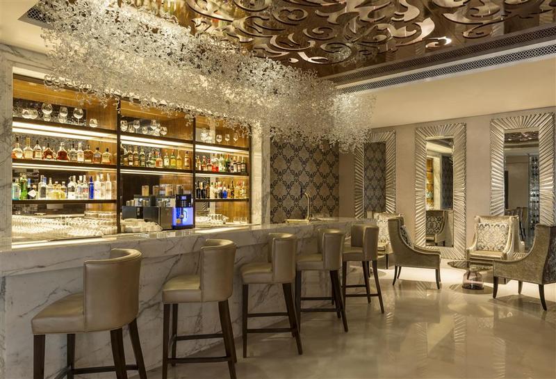Sheraton Dubai Creek Hotel and Towers - Genel