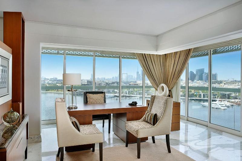 Sheraton Dubai Creek Hotel and Towers - Oda