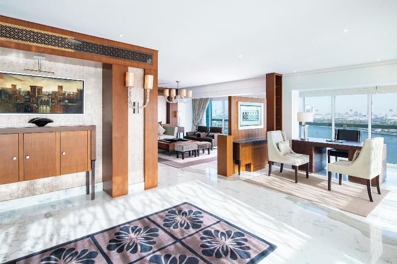 Sheraton Dubai Creek Hotel and Towers - Oda