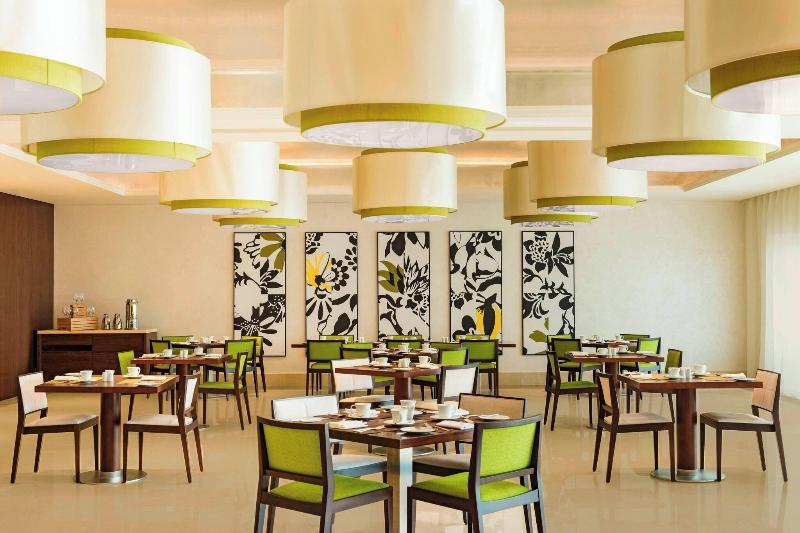 Sheraton Dubai Creek Hotel and Towers - Restoran