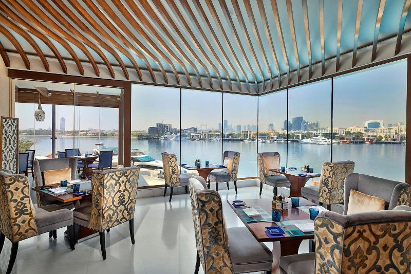 Sheraton Dubai Creek Hotel and Towers - Restoran