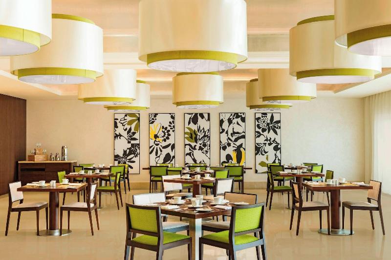 Sheraton Dubai Creek Hotel and Towers - Restoran