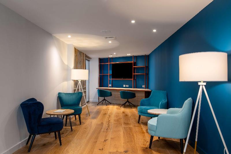 Hampton by Hilton Canterbury - Lobi