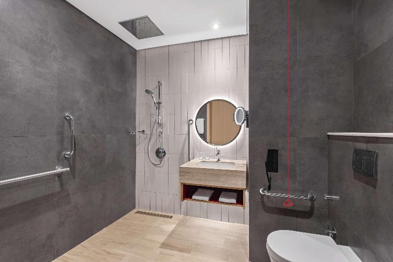 Hampton by Hilton Marjan Island - Oda