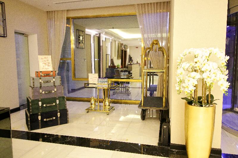 The George Hotel by Saffron Dubai Creek - Lobi