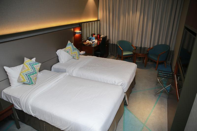 Versailles By Raviz Hotel - Oda