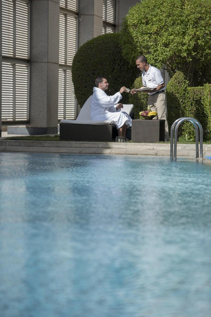 Four Seasons Riyadh At kingdom Centre - Havuz