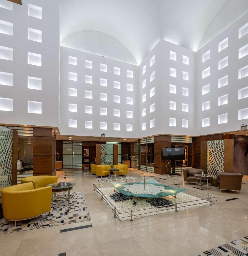 Radisson Blu Hotel Riyadh - Lobi