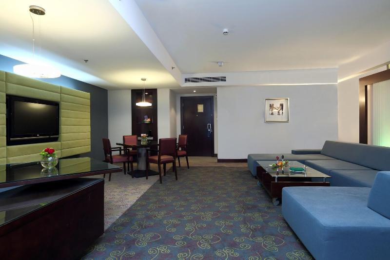 Radisson Blu Hotel Riyadh - Lobi
