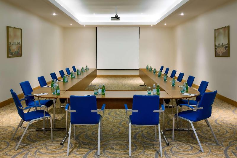 Radisson Blu Hotel Riyadh - Toplantı