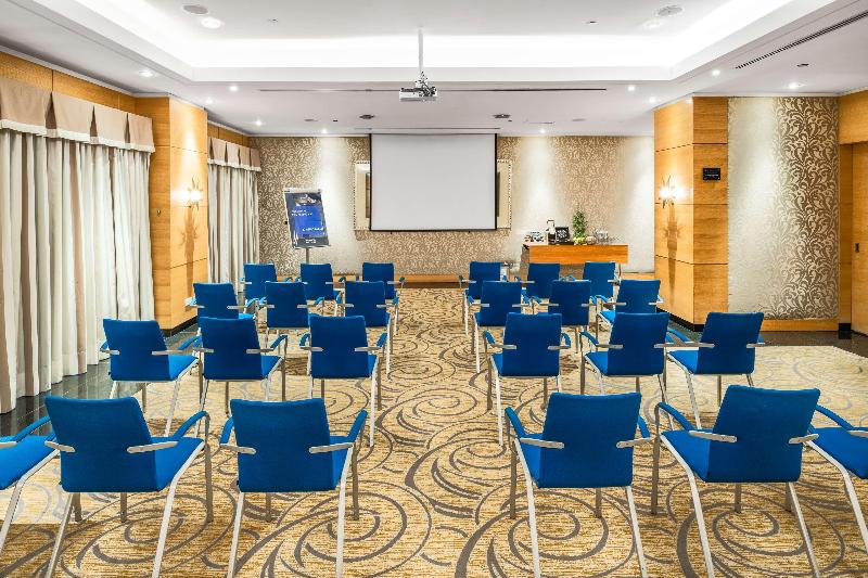 Radisson Blu Hotel Riyadh - Toplantı