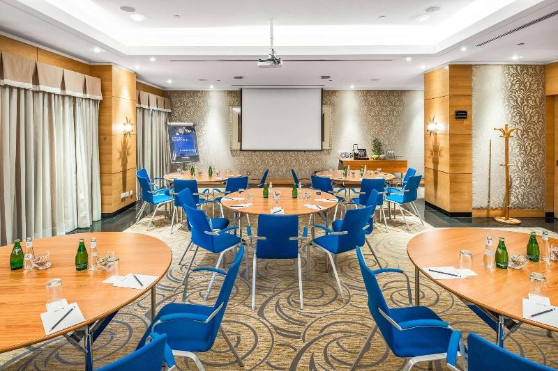 Radisson Blu Hotel Riyadh - Toplantı