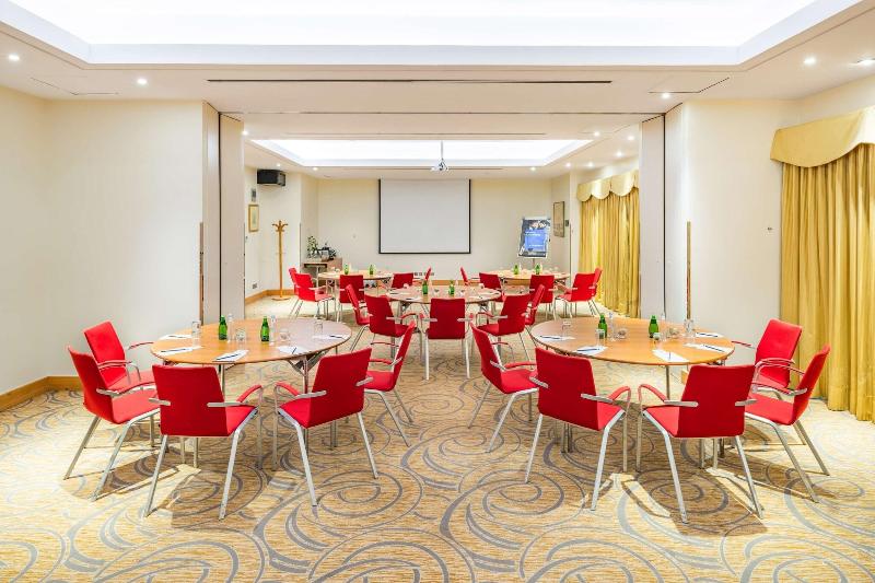 Radisson Blu Hotel Riyadh - Toplantı