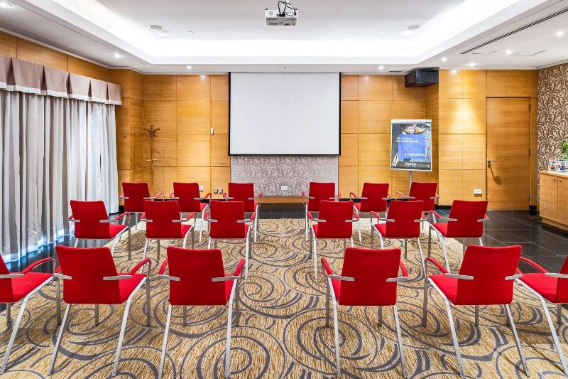 Radisson Blu Hotel Riyadh - Toplantı