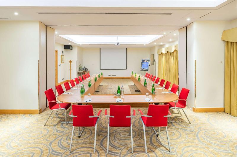 Radisson Blu Hotel Riyadh - Toplantı