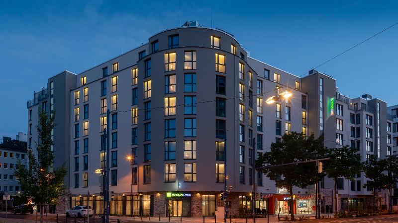 Holiday Inn Express Offenbach - Genel