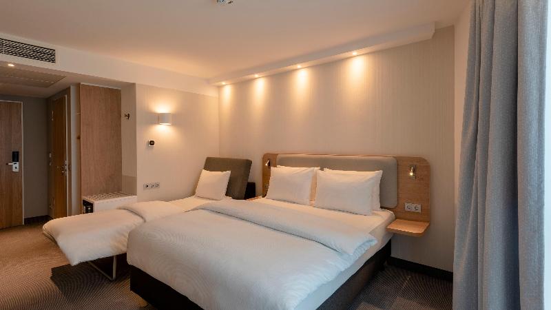 Holiday Inn Express Offenbach - Oda