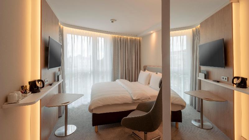 Holiday Inn Express Offenbach - Oda