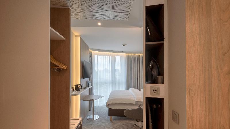 Holiday Inn Express Offenbach - Oda