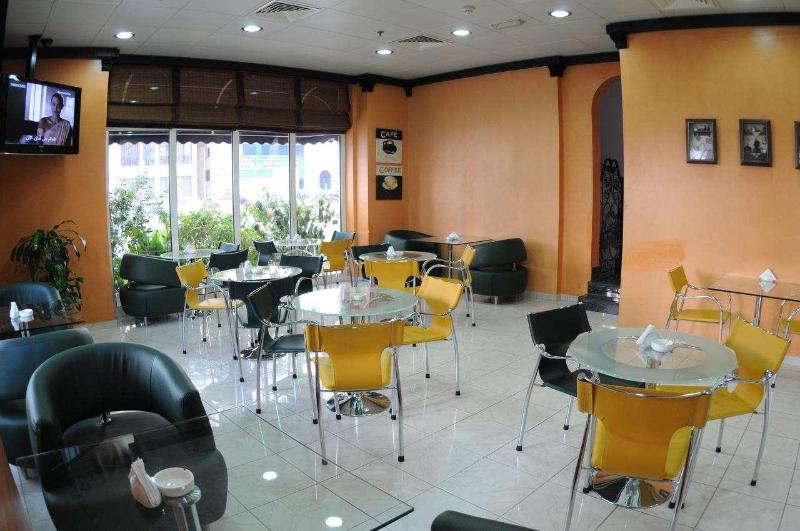 The Uptown Apartments Abu Dhabi by Gewan - Restoran