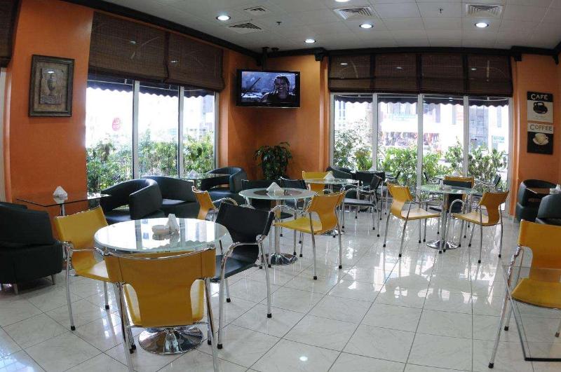 The Uptown Apartments Abu Dhabi by Gewan - Restoran