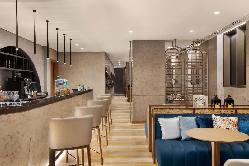 Mercure Dubai Gold District - Bar